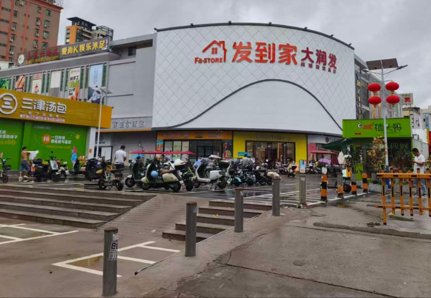 白石新盤 金潤 A 座） 248 套  精裝公寓 8-10 萬/套  精裝一房 12