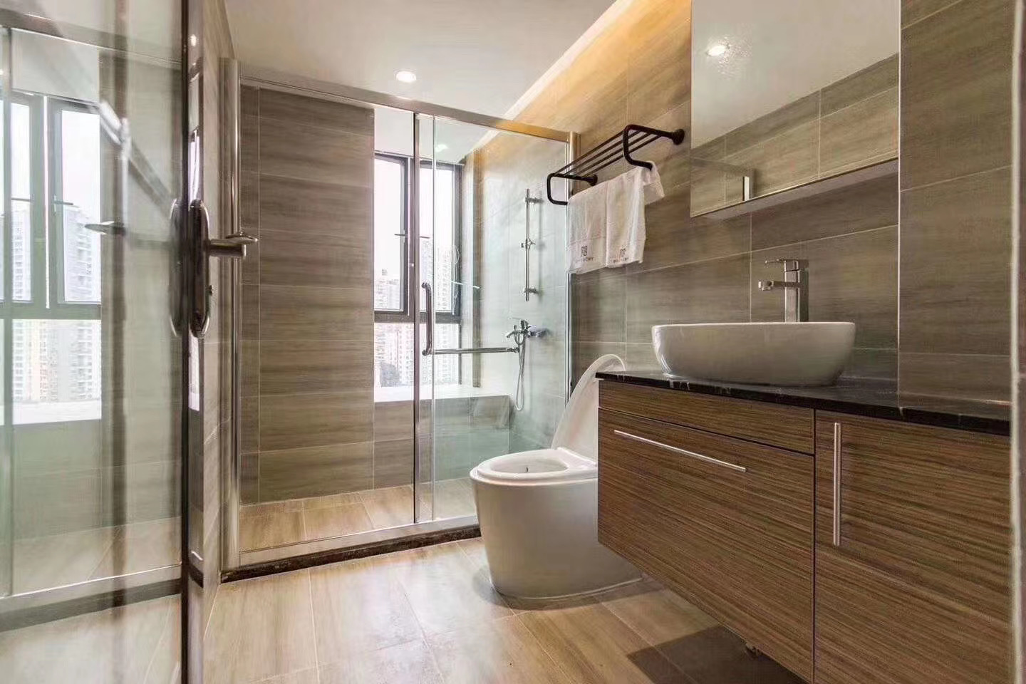 龍華村委統建樓新樓盤