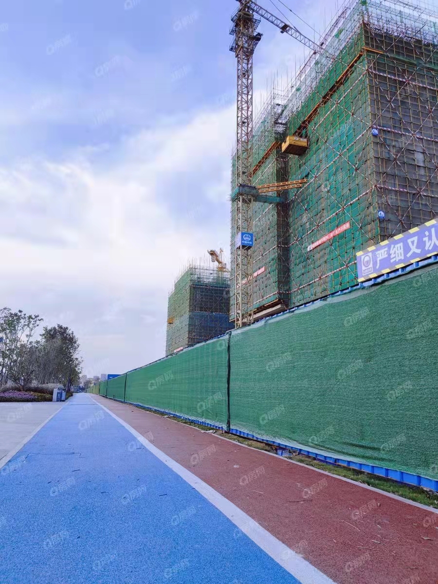 信鴻灣區智谷均價-7500元/平