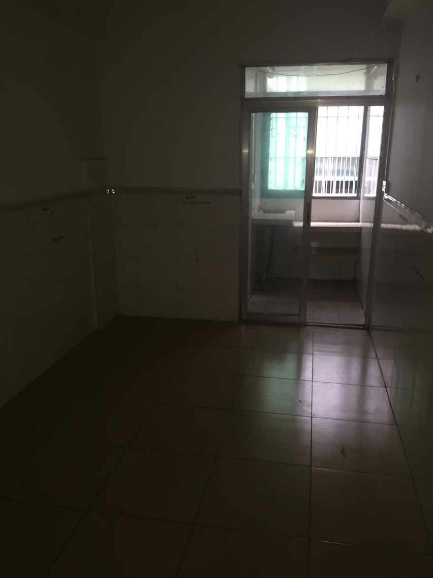 對本村戶籍村民免收物業管理費