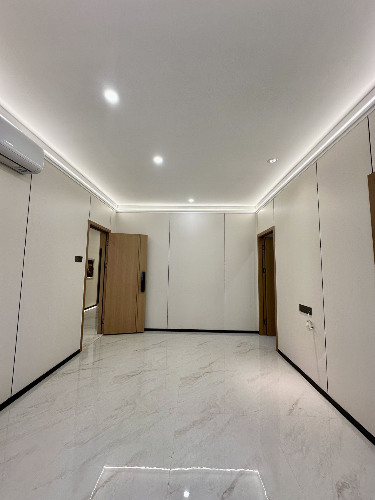 東莞長(zhǎng)安 龍?zhí)列麓逍卤P